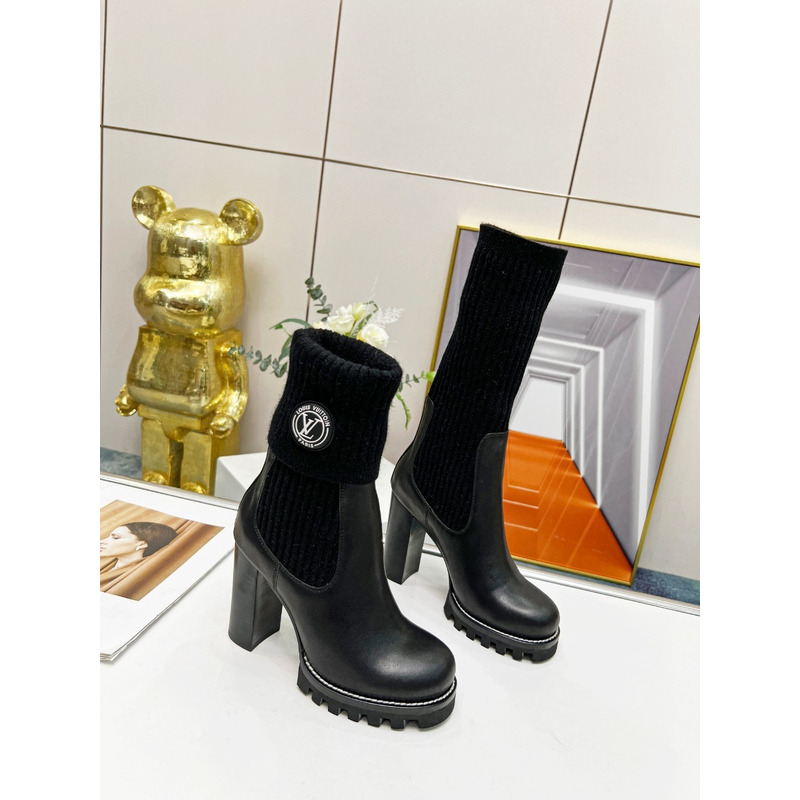 l**is V*t*n star trail ankle boots black