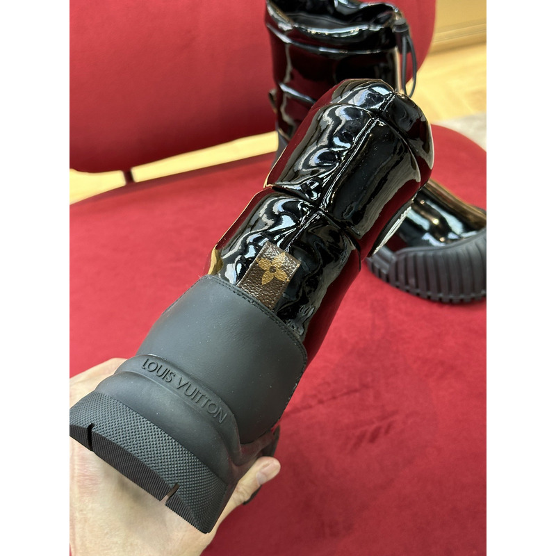 l**is V*t*n ruby flat boots black