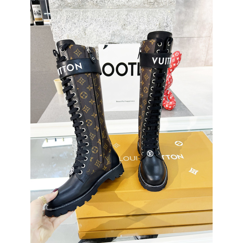 l**is V*t*n circle long boots monogram