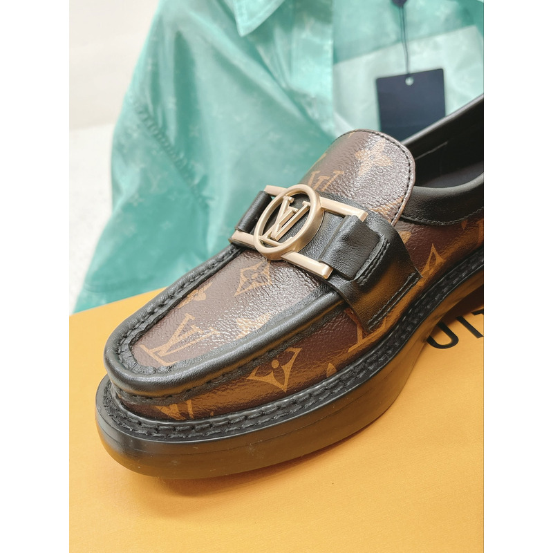 l**is V*t*n chess loafers monogram