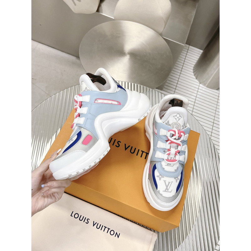 l**is V*t*n archlight sneakers light blue