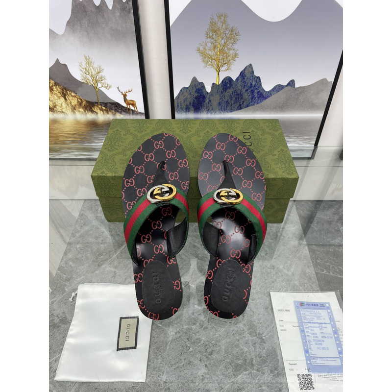 G*u*i gg thong web sandal green and red nylon web with black leather trim