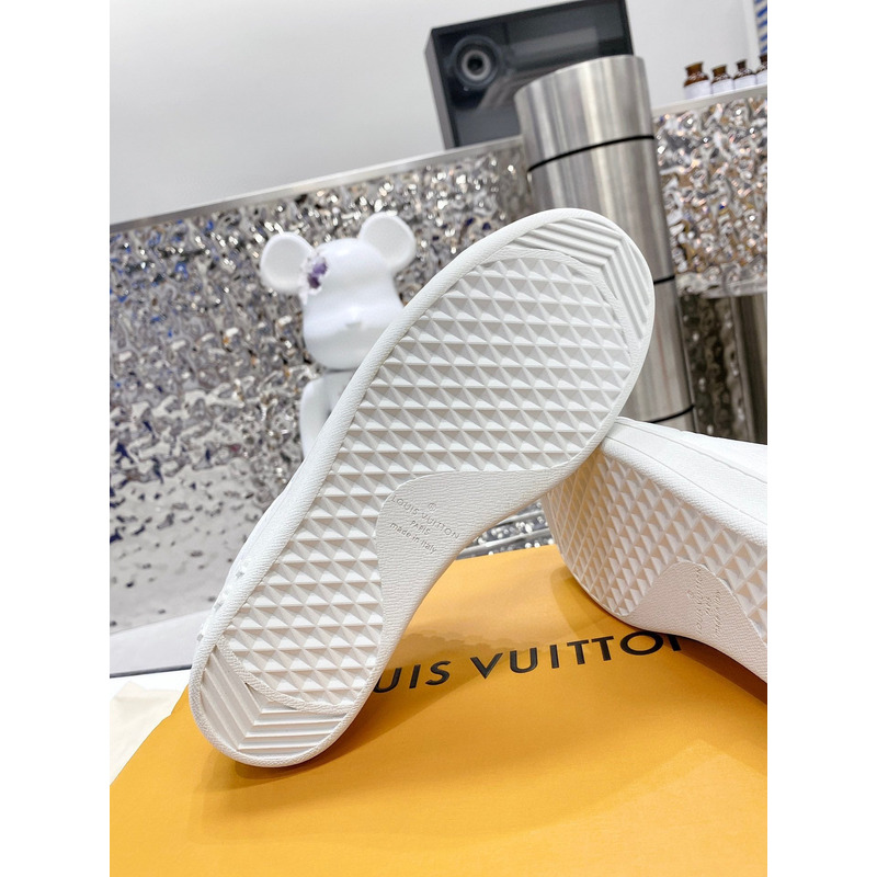 l**is V*t*n time out sneakers all white with white prting