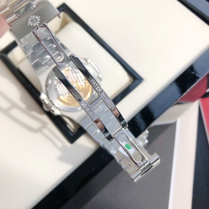 Patek Philippe Sport Elegance 5711/1A 010 (Nautilus 57111A010) Watch