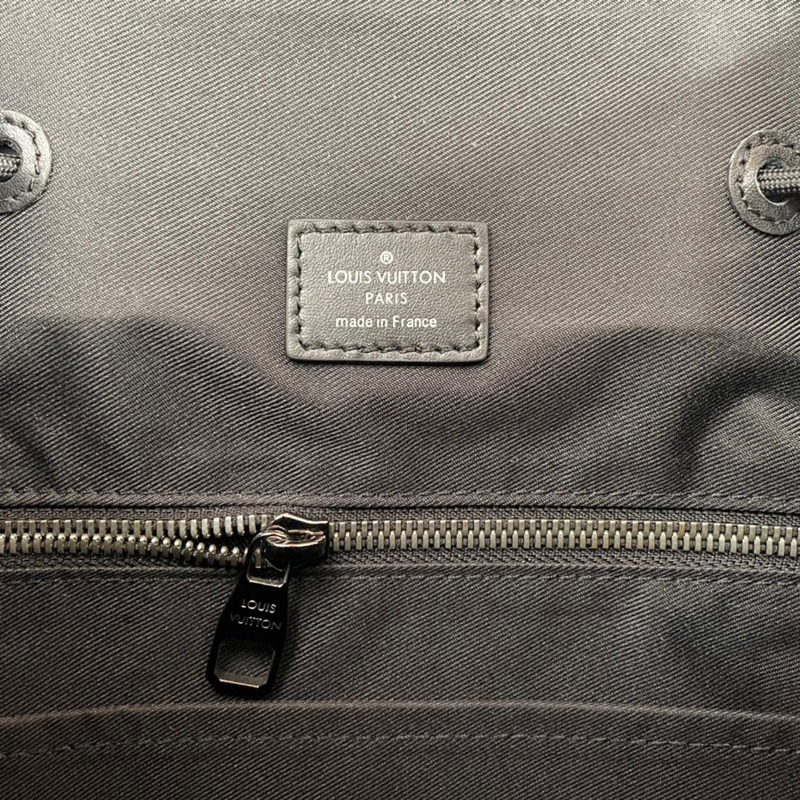 l**is V*t*n christopher reverse monogram eclipse backpack bag black mm