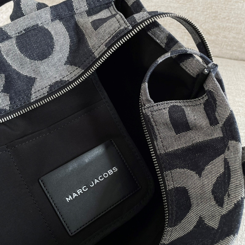 Marc Jacobs The Tote Large Canvas Black