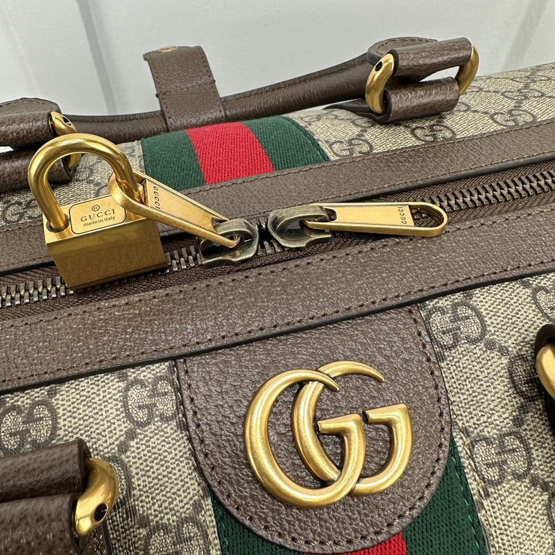 G*u*i savoy series small travel bag