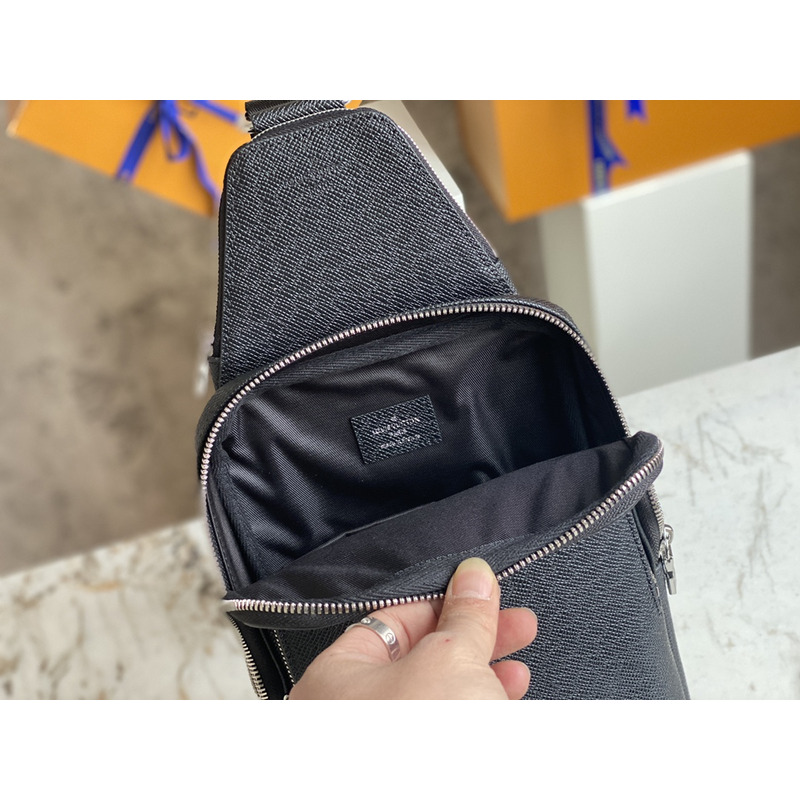 l**is V*t*n avenue crossbody bag black