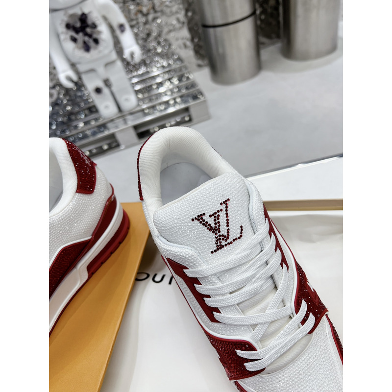 l**is V*t*n  trainer #54 signature red white