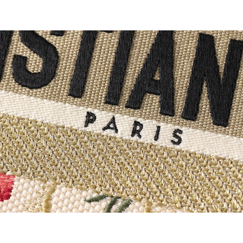 D*or hibiscus book tote