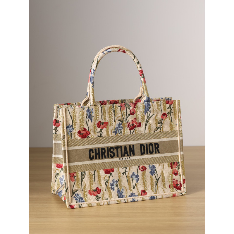 D*or hibiscus book tote
