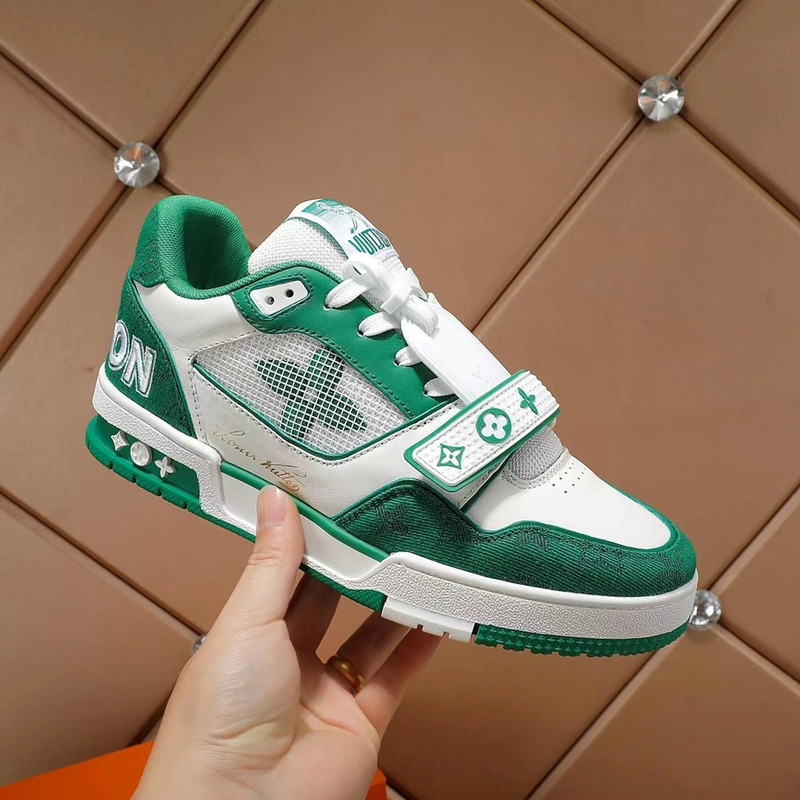 l**is V*t*n  tranier  sneaker green