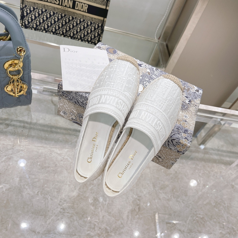 D*or classic latest fisherman shoes flat shoes  white