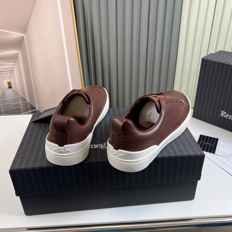 Ermenegildo Zegna Coffee DEERSKIN TRIPLE STITCH™ LOW TOP SNEAKERS