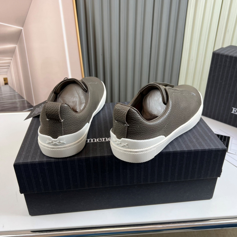 Ermenegildo Zegna Brown Deerskin Triple Stitch Low Top Sneaker