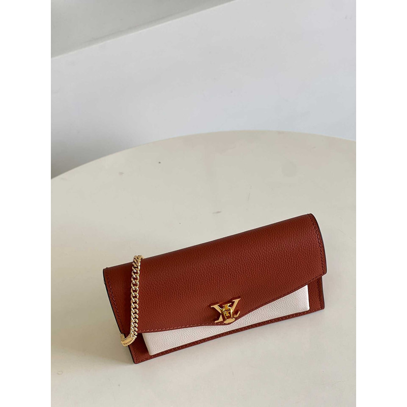 l**is V*t*n  mylockme chain bag red