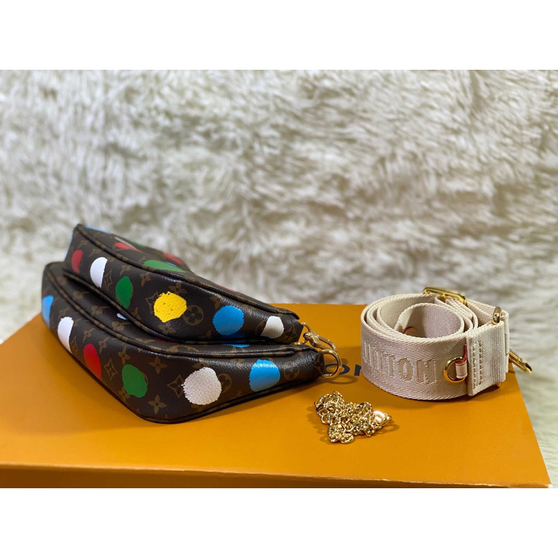 l**is V*t*n x yayoi kusama multi pochette accessoires monogram multicolor