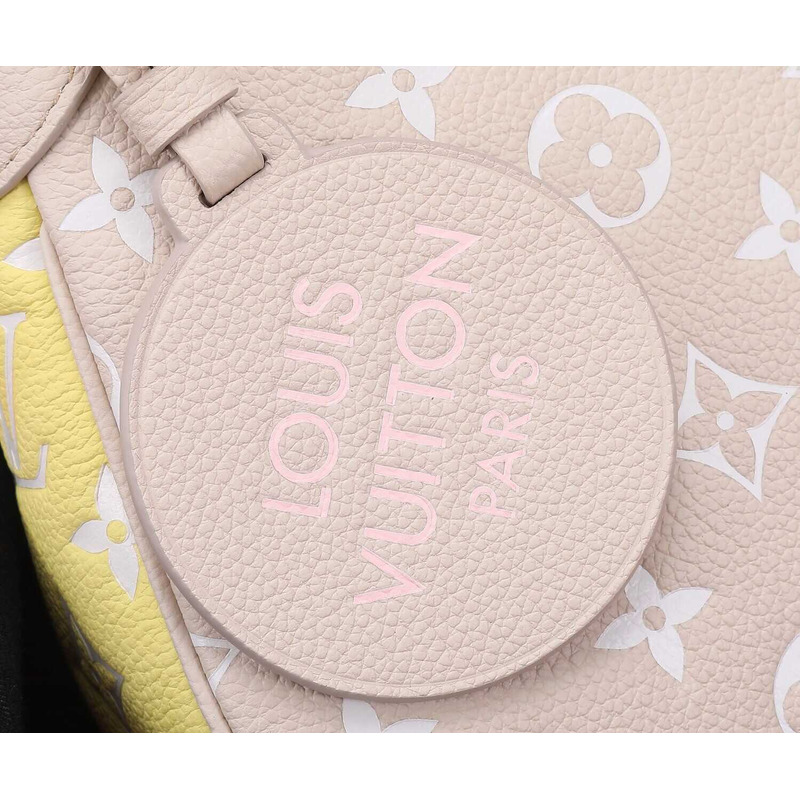 l**is V*t*n bagatelle empreinte leather pink