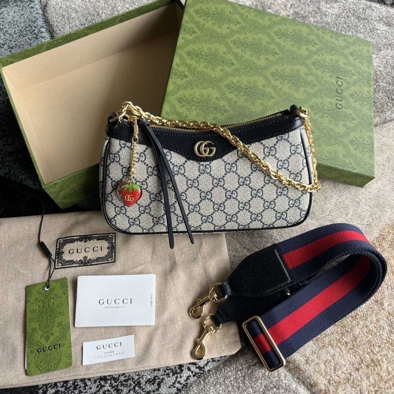 g*u*i ophidia small gg S*p*e shoulder bag in black