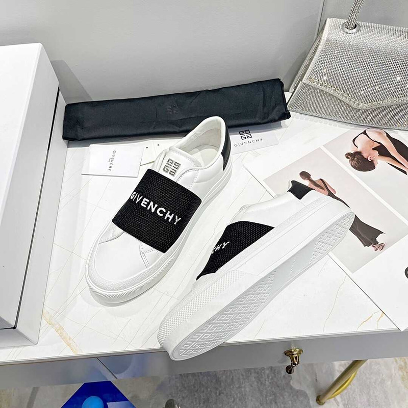 Givenchy Slip On Sneakers White/Black