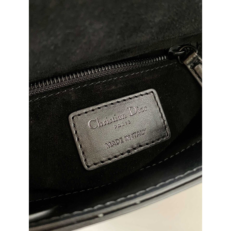 d*or  black leather Di*m*nd shaped cannage lady d*or bag