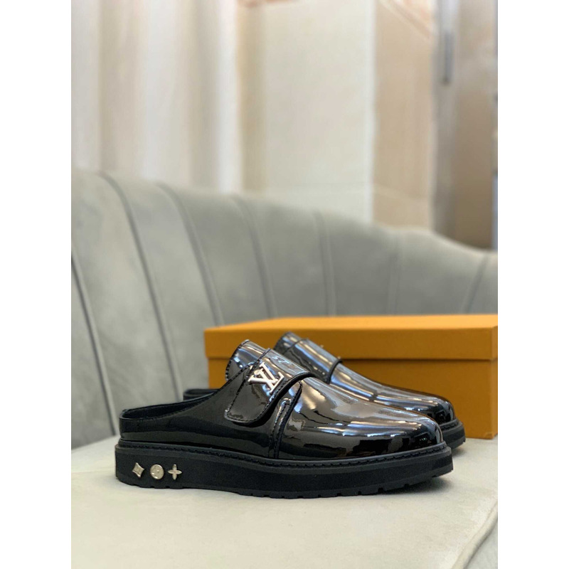 l**is V*t*n patent leather designer unique clogs