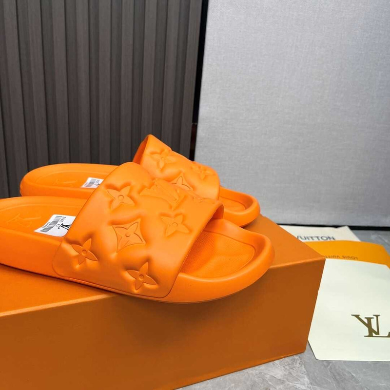 l**is V*t*n waterfront mule orange