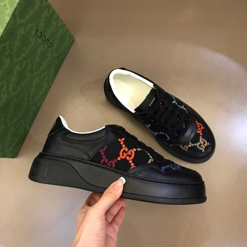 G*u*i  panelled low top sneakers