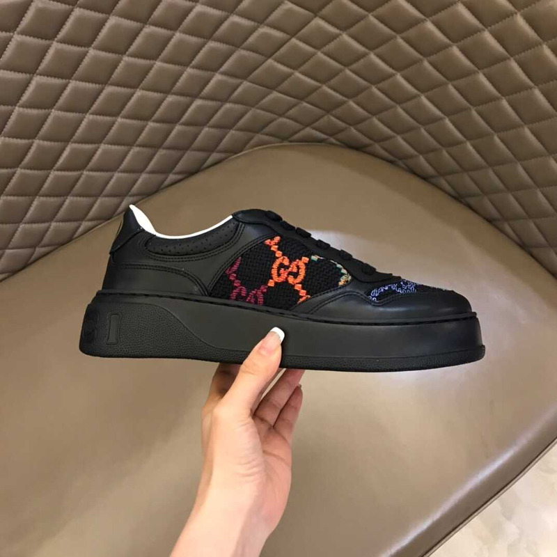 G*u*i  panelled low top sneakers