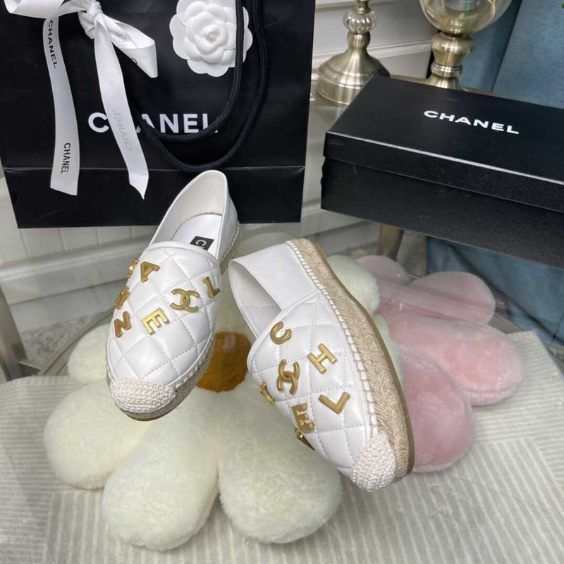 Ch*el logo quilted espadrilles white