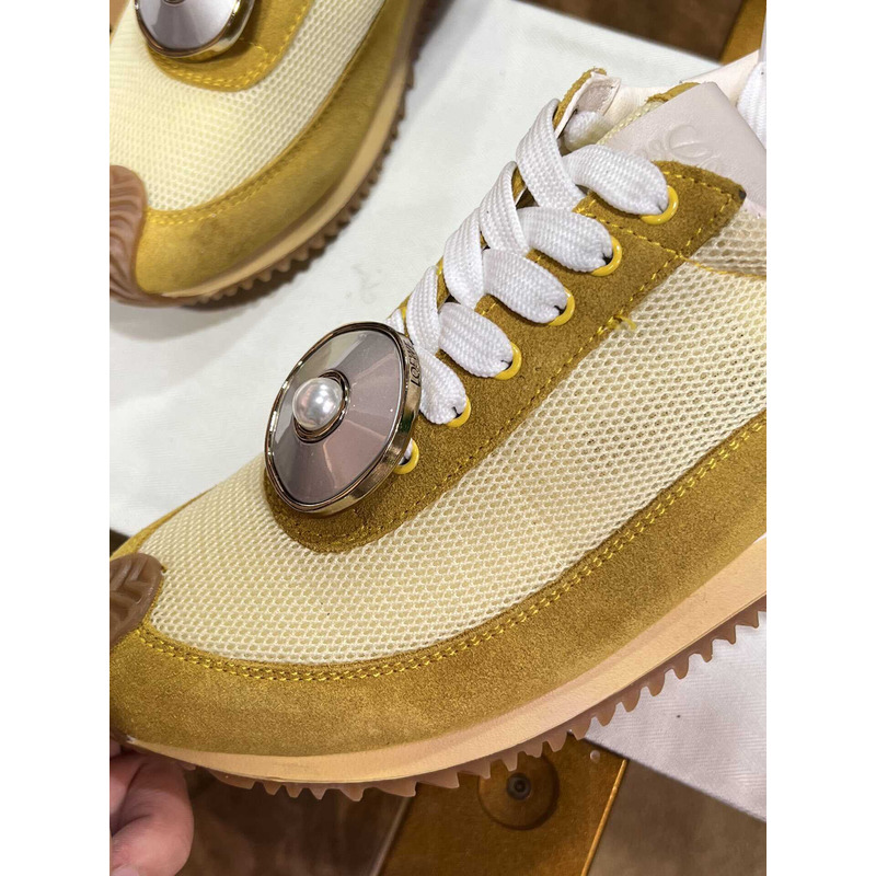 Loewe Sapata Flow Runner Yellow Sneakers
