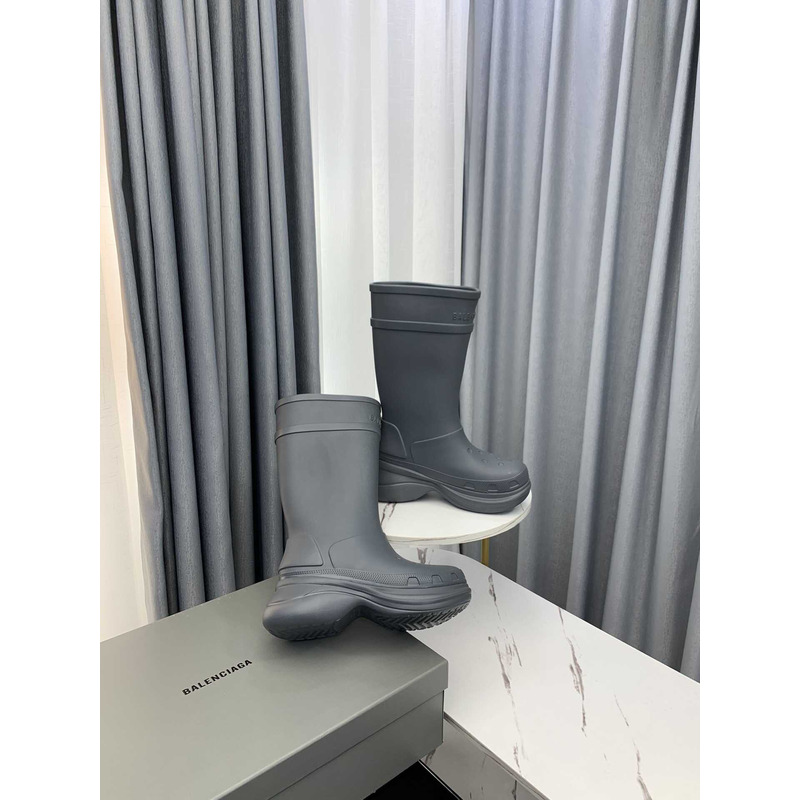 ba*len*cia*ga x Cr*0*s rubber boot grey