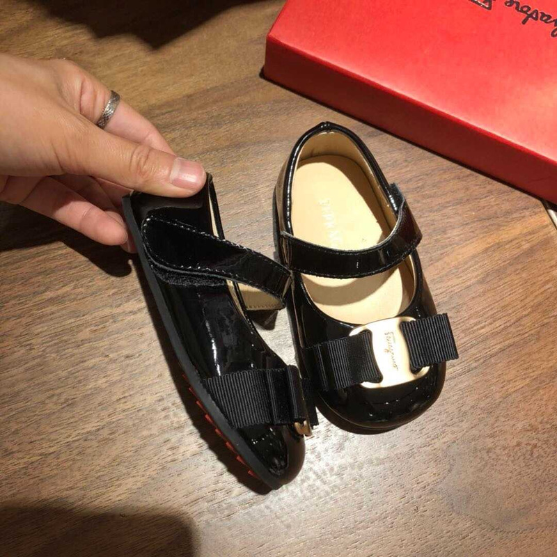 Ferragamo Kids Flat Shoes Black