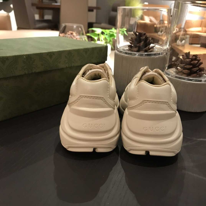 G*u*i  rhyton logo ivory kids sneakers