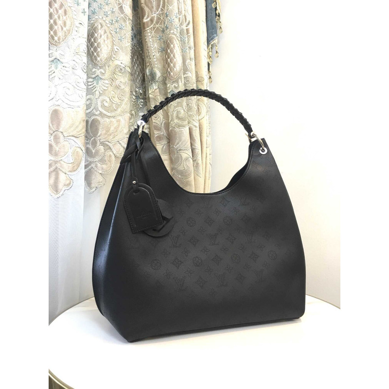 l**is V*t*n carmel mahina leather bag black