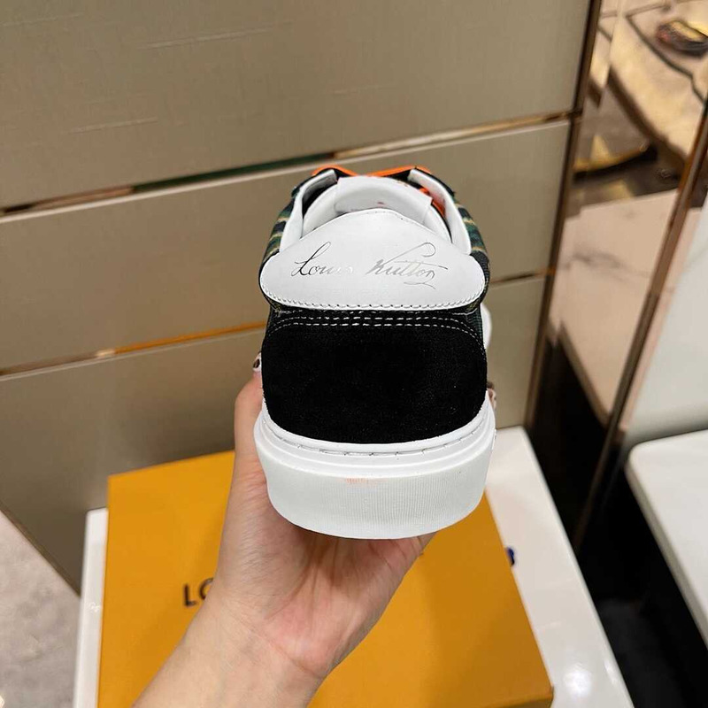 l**is V*t*n trocadero low black gold