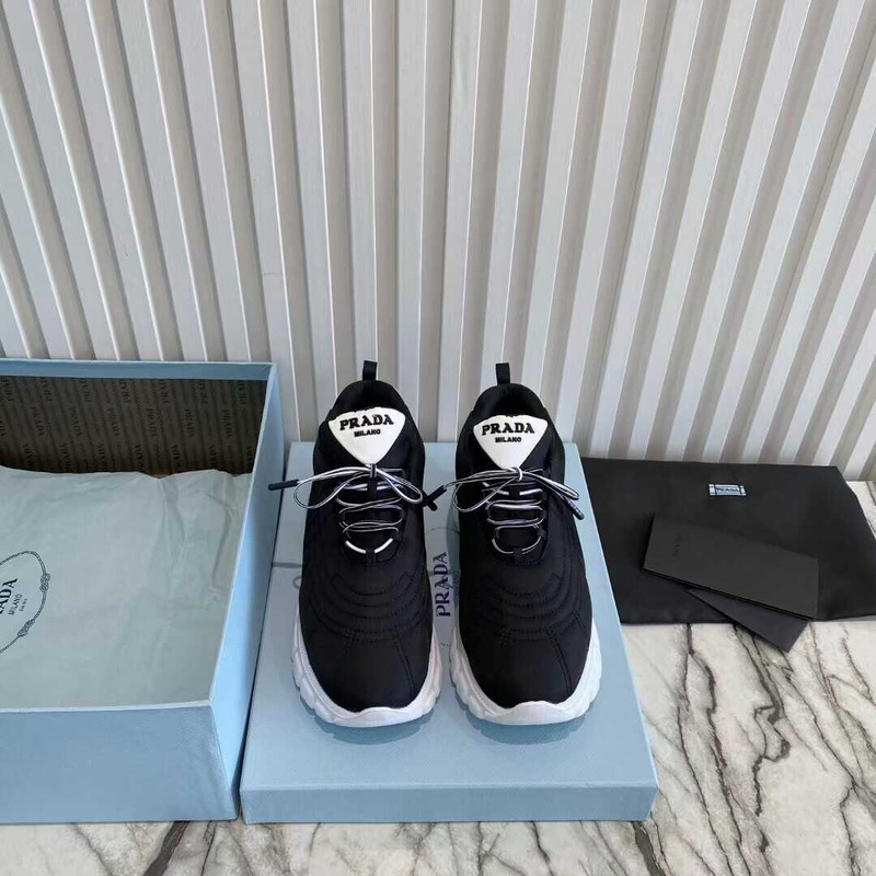 Pra*a lace up platform sneakers white and black