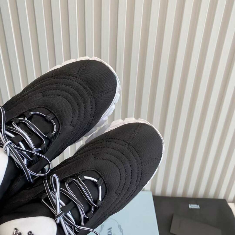 Pra*a lace up platform sneakers white and black