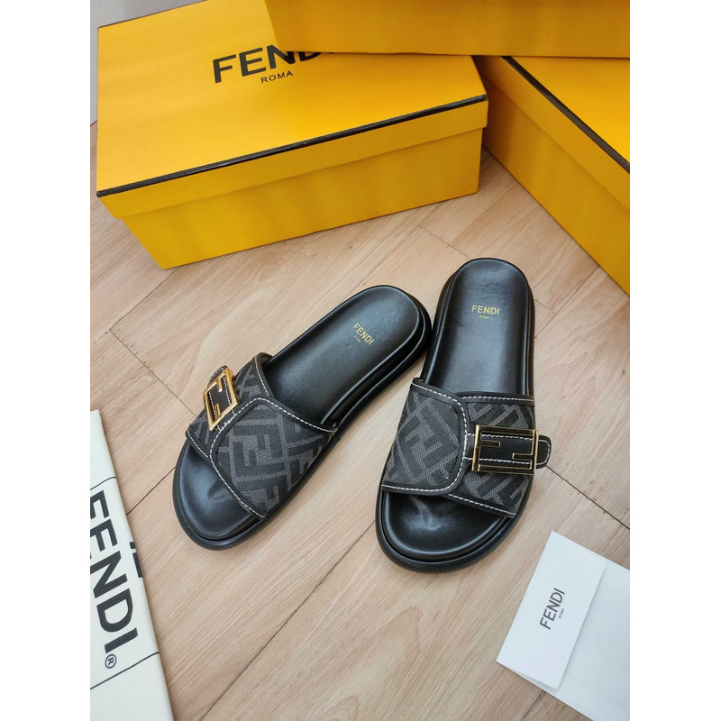 F**di feel fabric slides black
