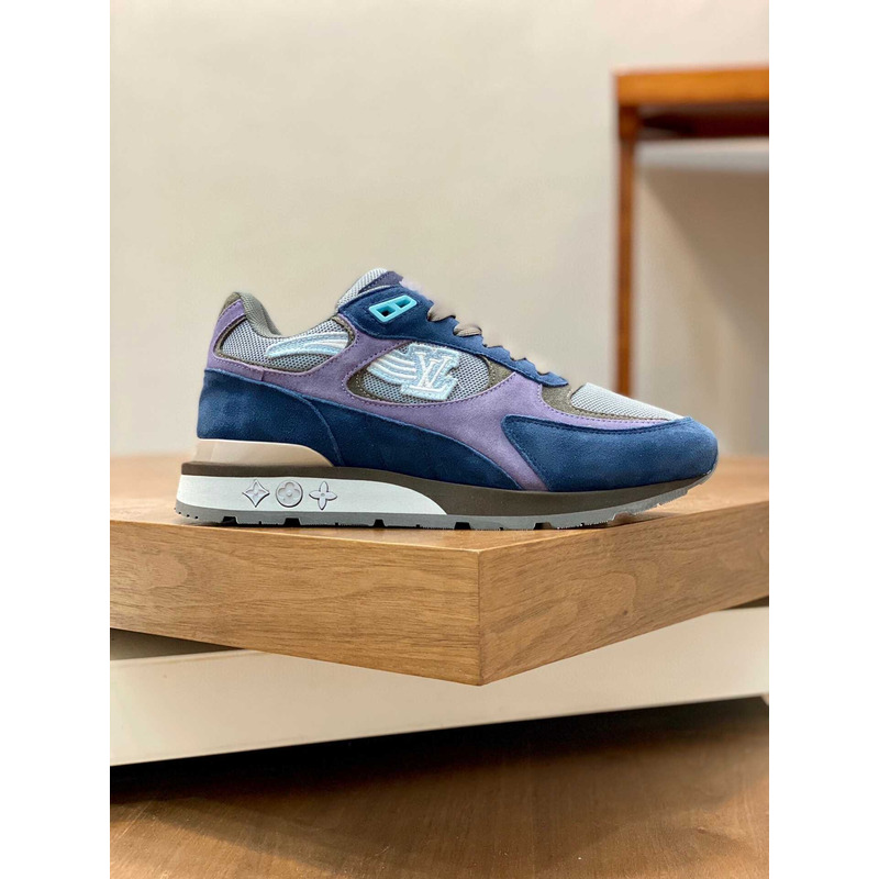 l**is V*t*n run away sneaker purple