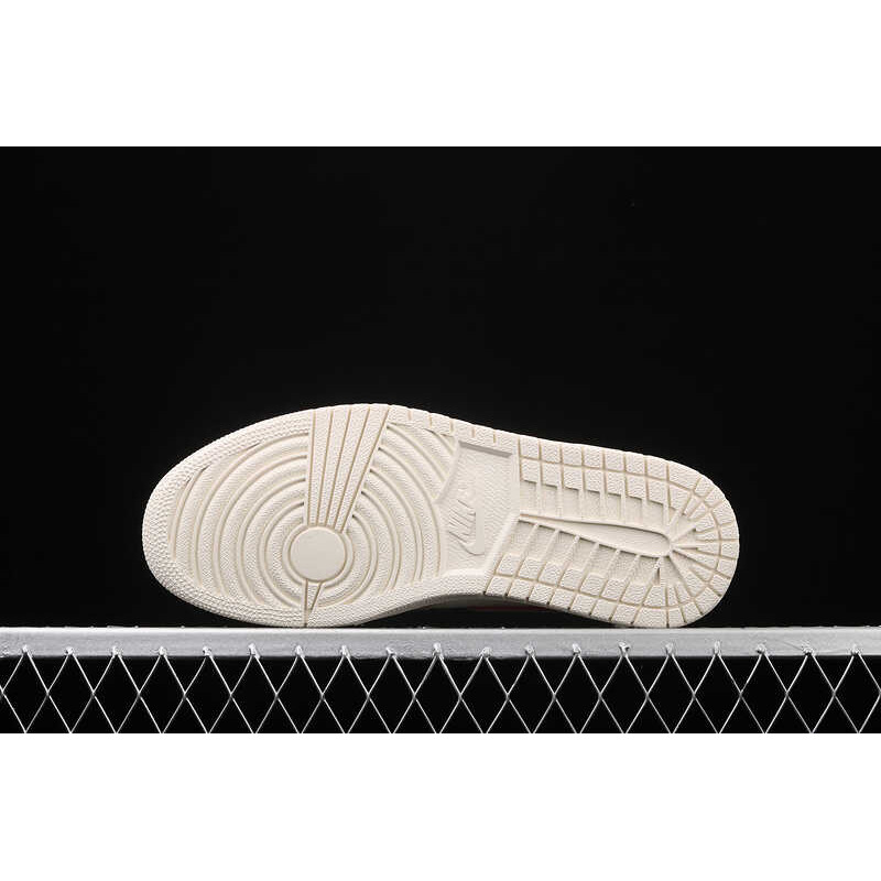 Nike Air Jordan 1 “Phantom”