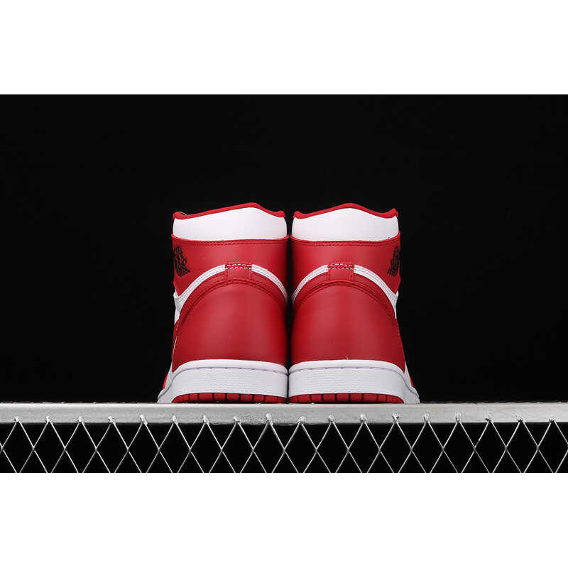 Nike Air Jordan 1 Retro High \