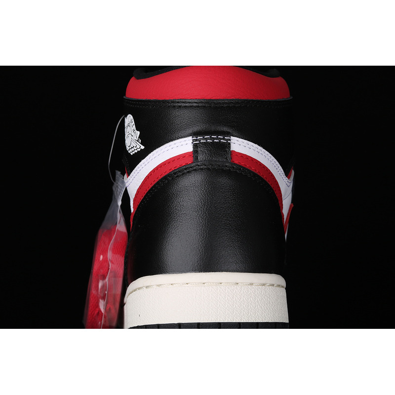 Nike Air Jordan1 Mid \