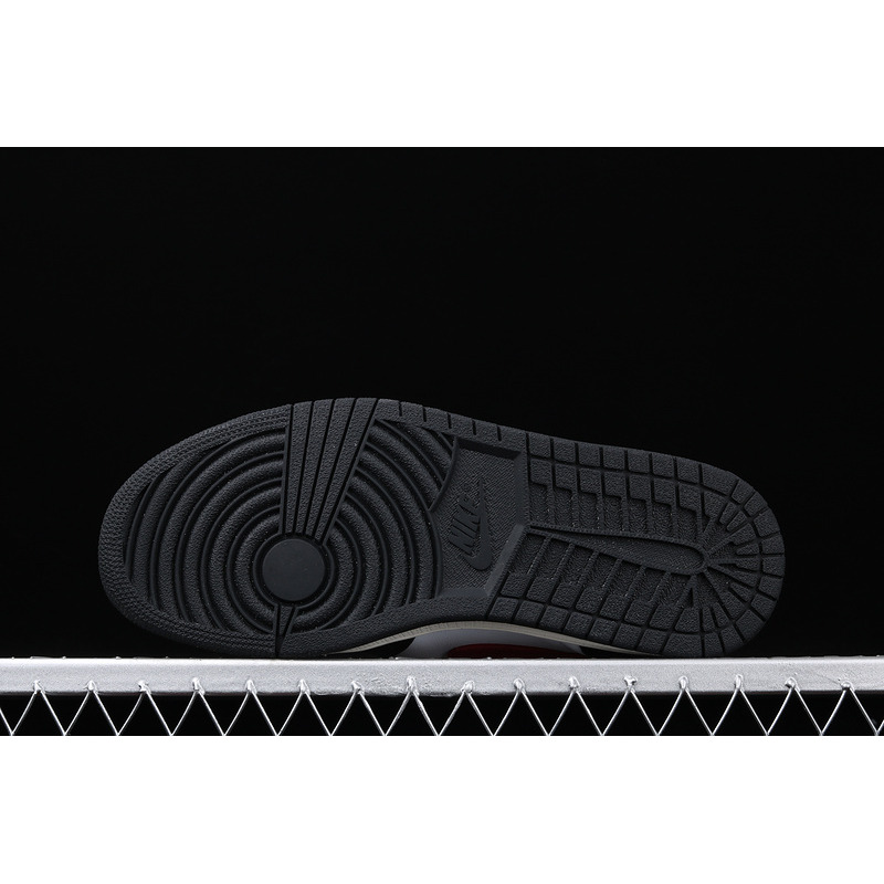 Nike Air Jordan1 Mid \