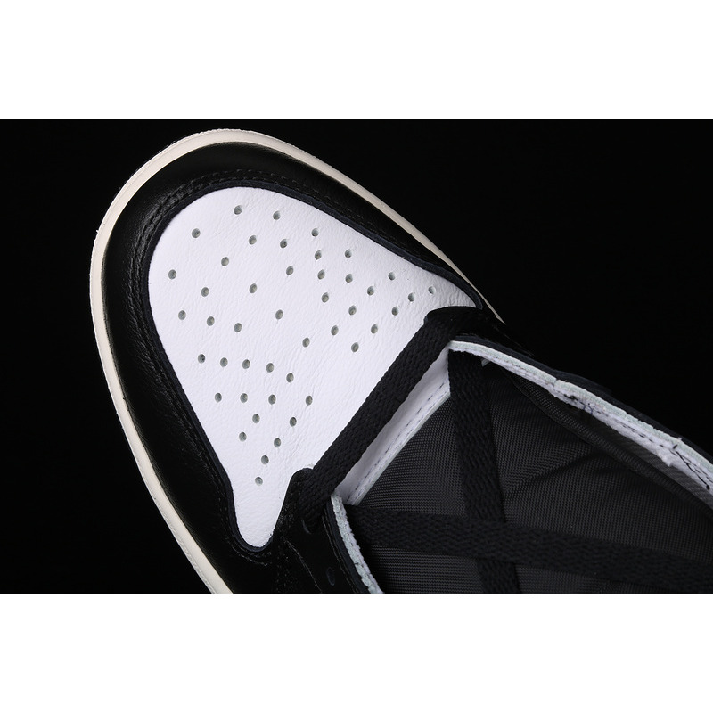 Nike Air Jordan1 Mid \