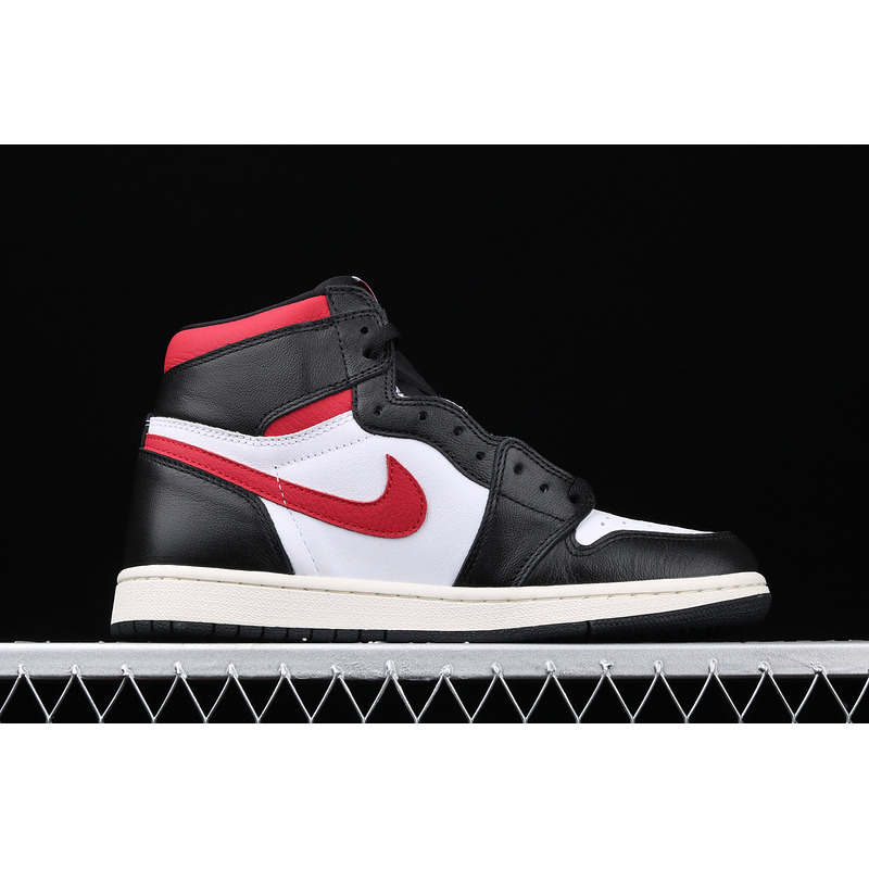 Nike Air Jordan1 Mid \