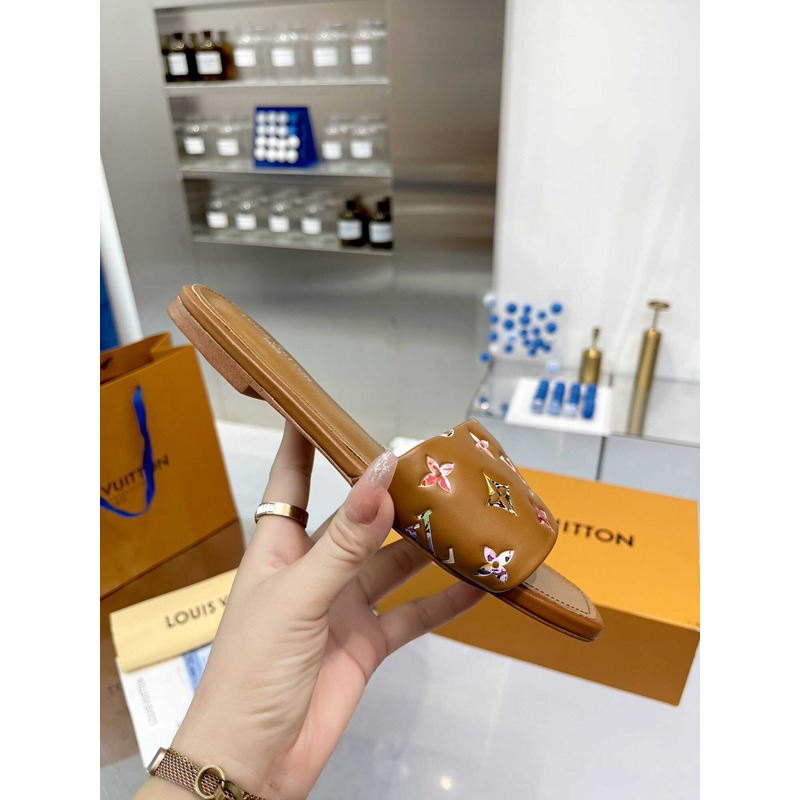 l**is V*t*n revival flat mule slides brown