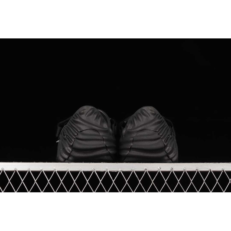 salehe bembury x Cr*0*s pollex clog black