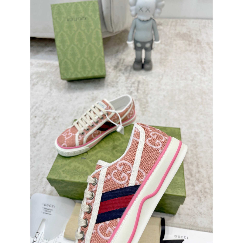 G*u*i tennis 1977 series women\