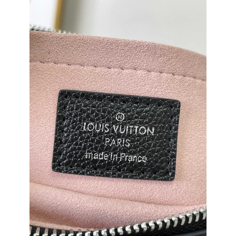 l**is V*t*n marelle handbag cowhide leather black